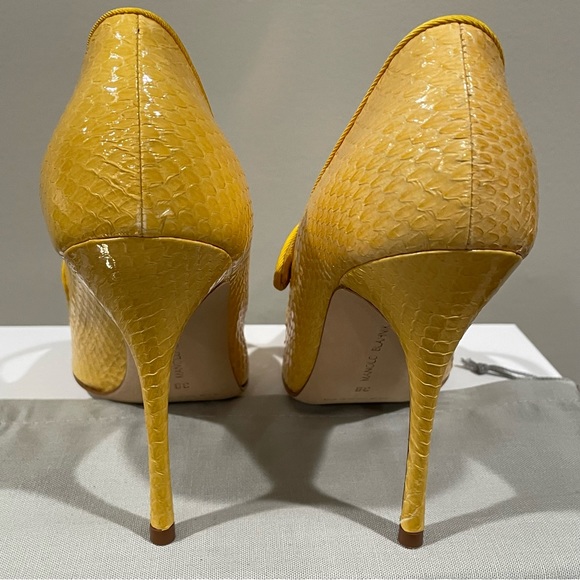 MANOLO BLAHNIK Yellow Mary Jane Snakeskin Heels Pumps CAMPARI Sz 38 NEW $995 - Picture 8 of 15